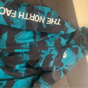 North face windbreaker